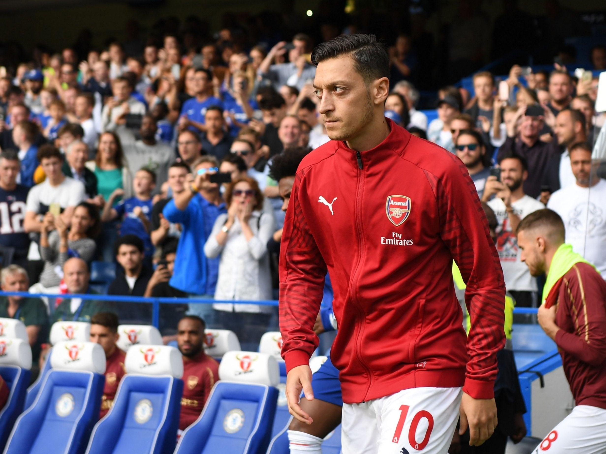 Mesut Özil could return from illness for Arsenal's trip to Cardiff