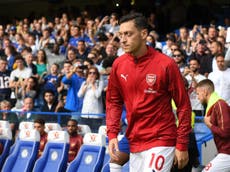 Critics unfair to expect Özil to change, insists Monreal