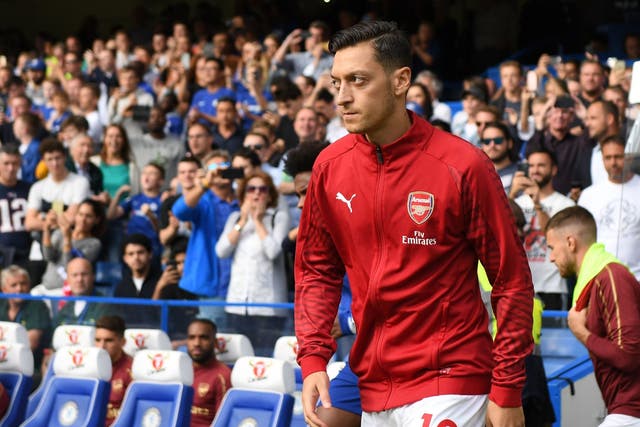Mesut Özil could return from illness for Arsenal's trip to Cardiff
