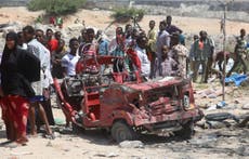 Suicide bomber kills at least six people in Somalian capital