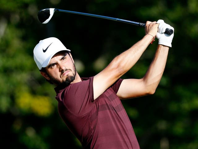Abraham Ancer tees off