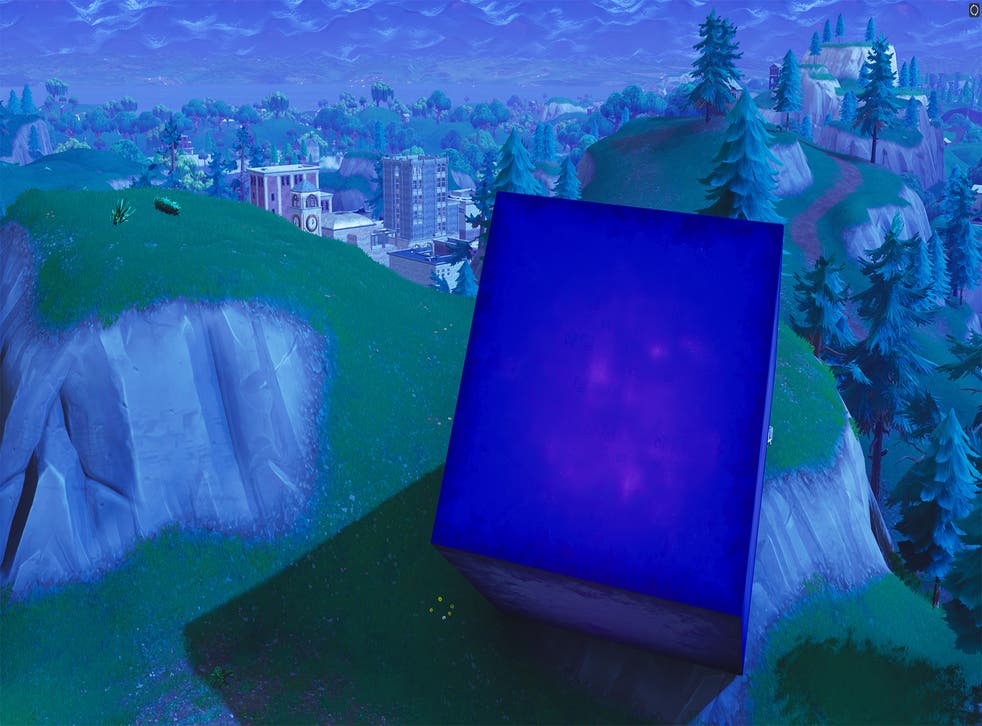 What Is With The Purple Box In Fortnite Battle Royale Fortnite Battle Royale What Is The Mysterious Purple Cube And Where Is It Going The Independent The Independent