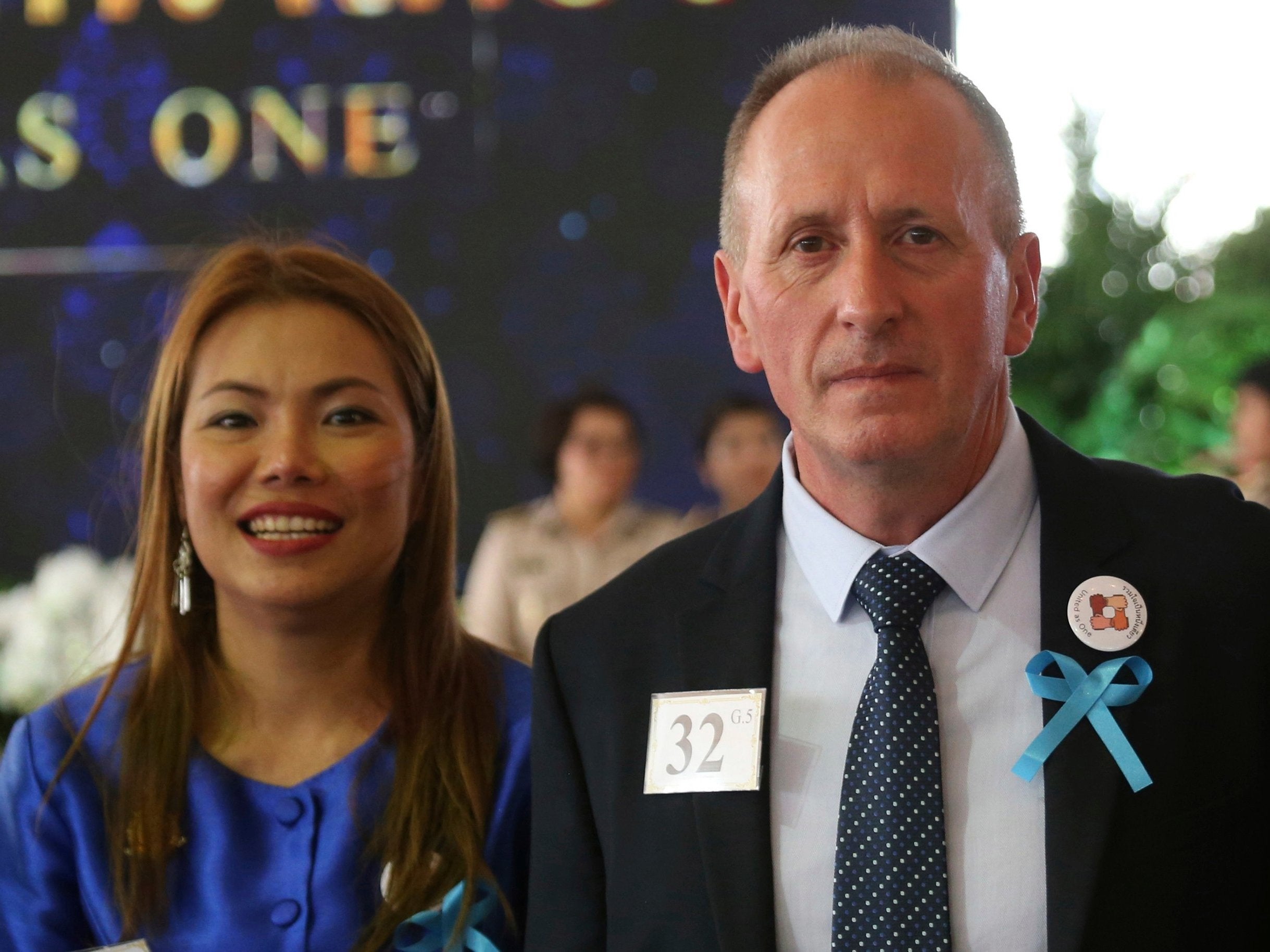 Vern Unsworth and his girlfriend Woranan Ratrawiphukkun at an event in Bangkok to celebrate the successful cave rescue