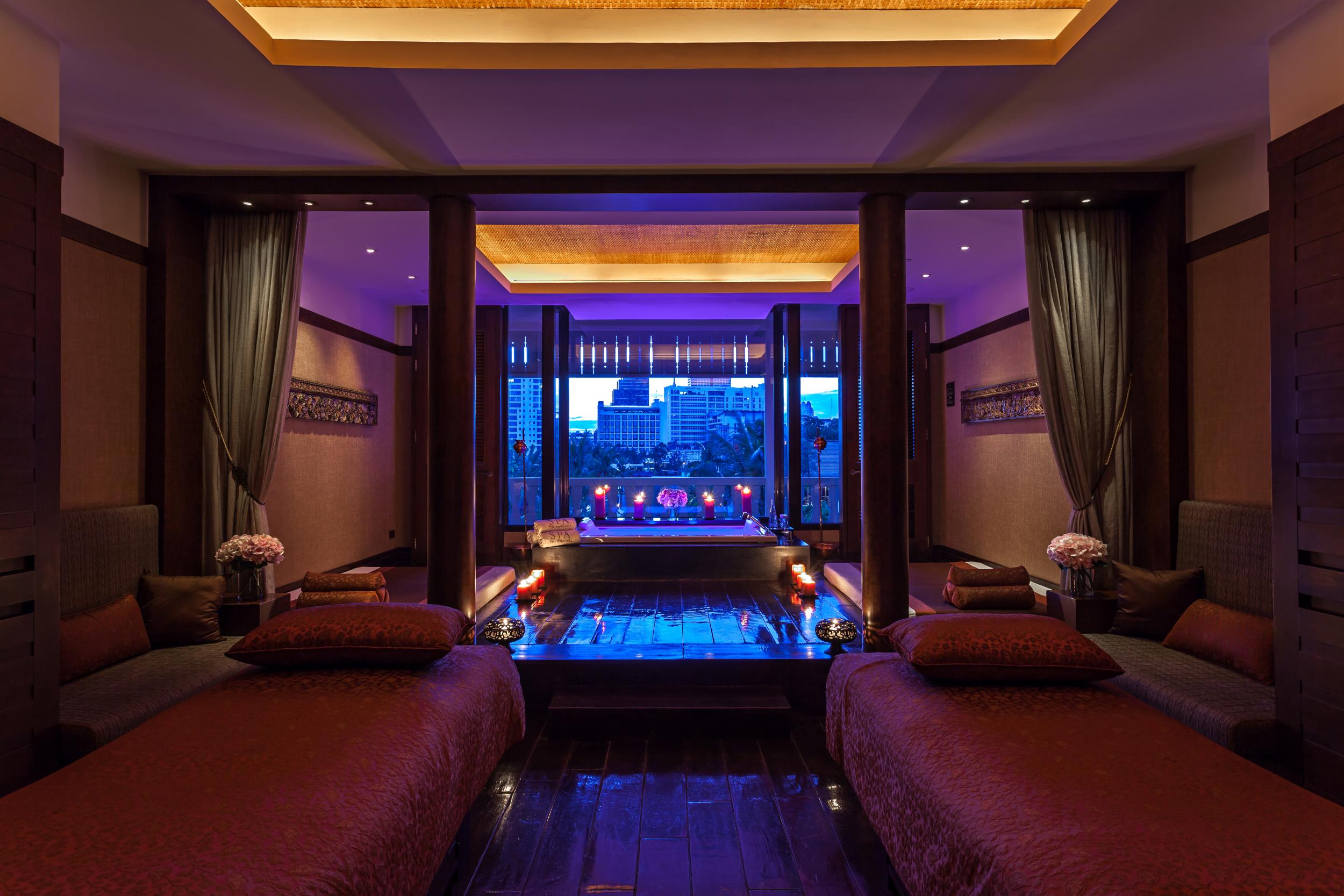 The spa at The Peninsula Bangkok boasts some of the best professionals in the business