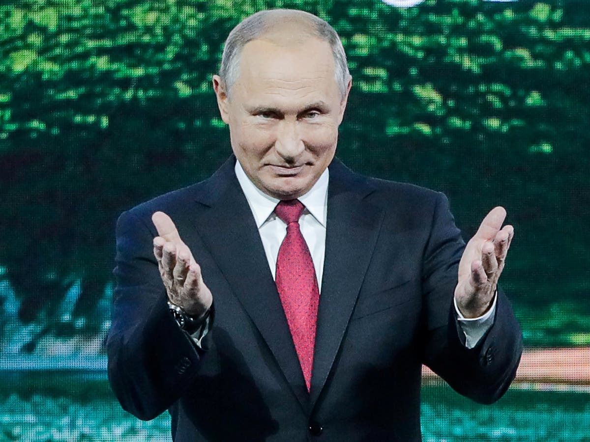 Salisbury Attack Vladimir Putin Says Russia Knows Real Identities Of