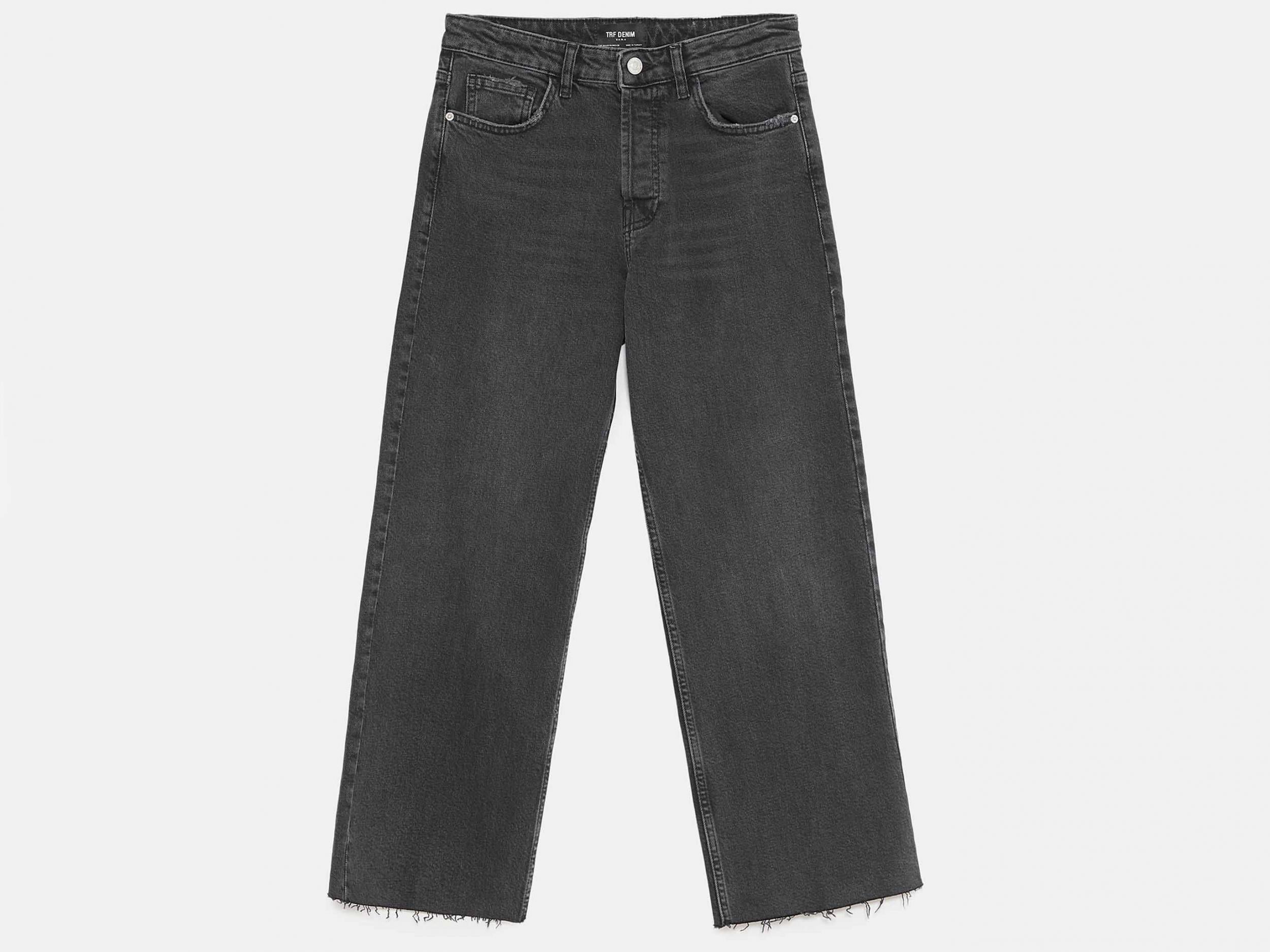 Hi-Rise Cropped Jeans, £29.99, Zara