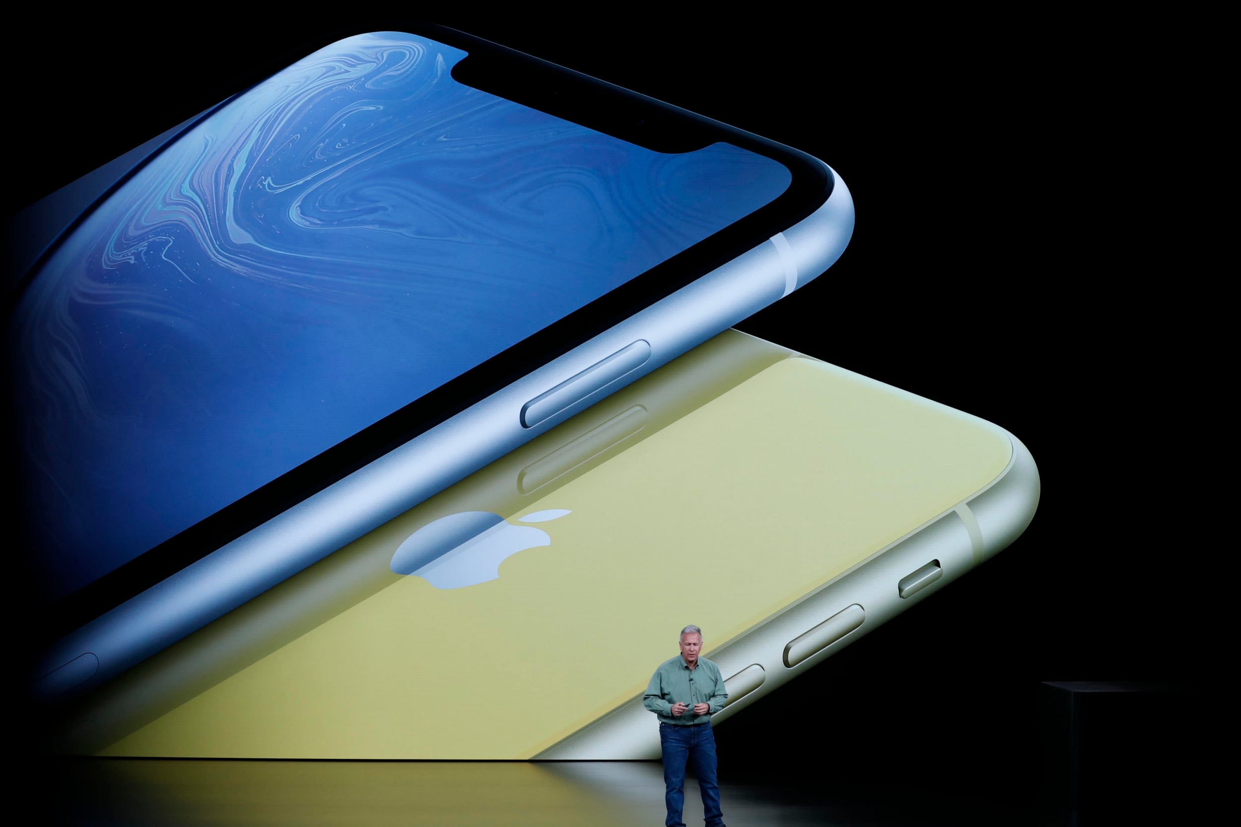 Смартфоны apple 2 sim. Картинки нового айфона будущего. apple xr индикатор затопления. будущие новинки айфона 2025 года. apple unveils new iphones.