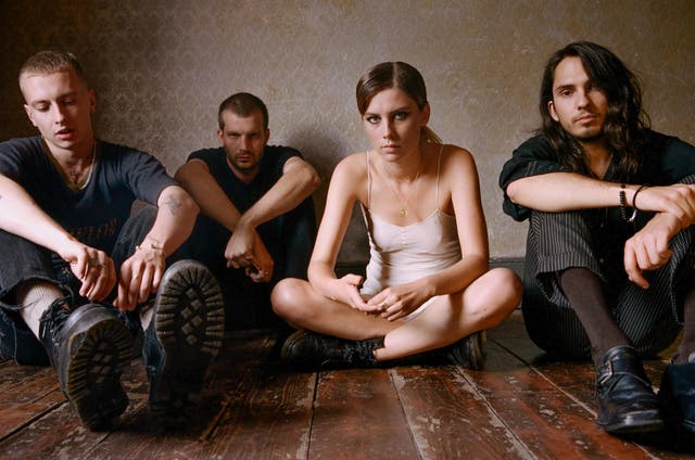 Wolf Alice (L-R Theo Ellis, Joff Oddie, Ellie Roswell, Joel Amey): 'Everywhere is f***ed'