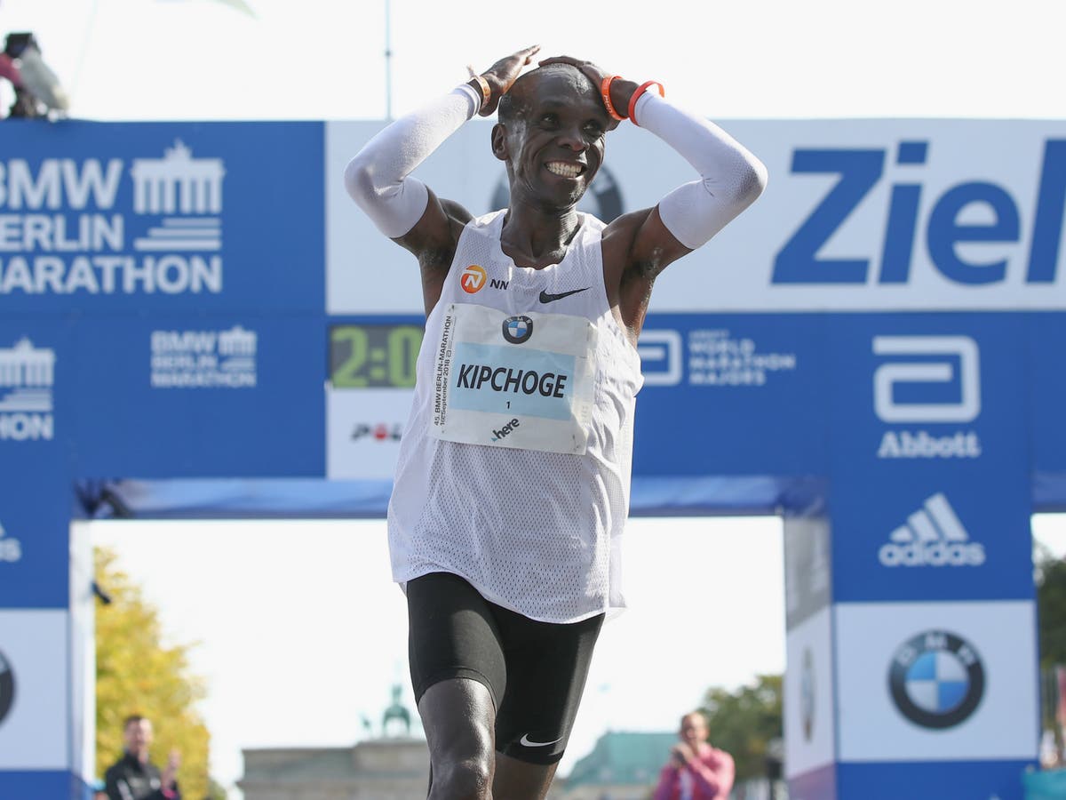 Eliud Kipchoge breaks marathon world record by over a minute in Berlin