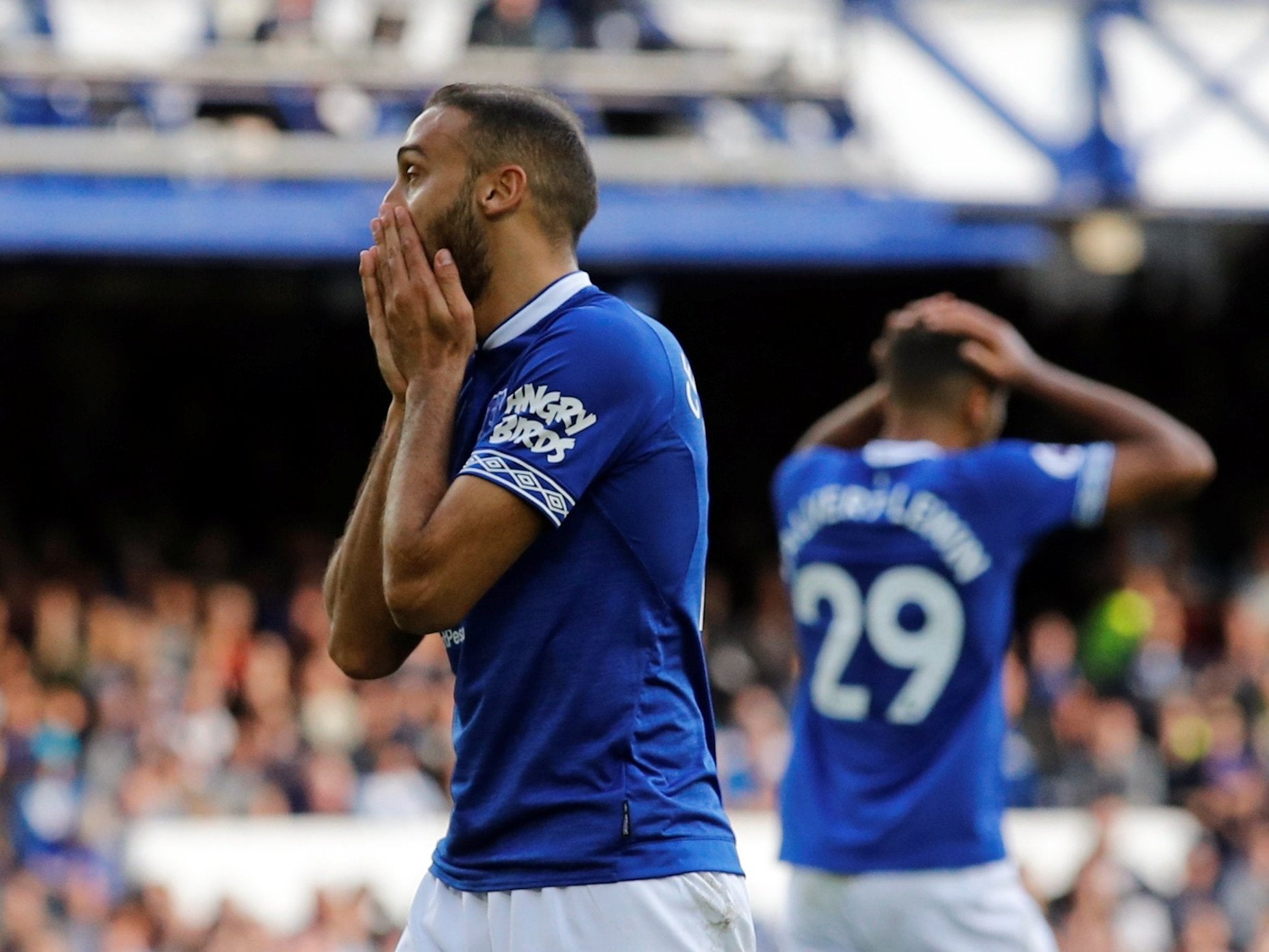 Everton striker Cenk Tosun missed several chances