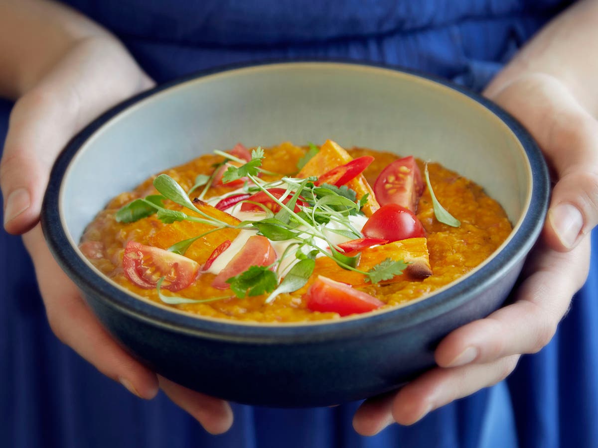 How to make sweet potato, coconut and tomato dahl