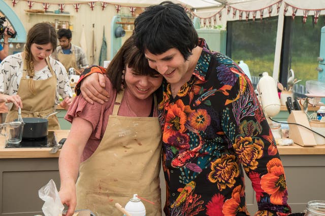 Noel with Briony on 'Bake Off'