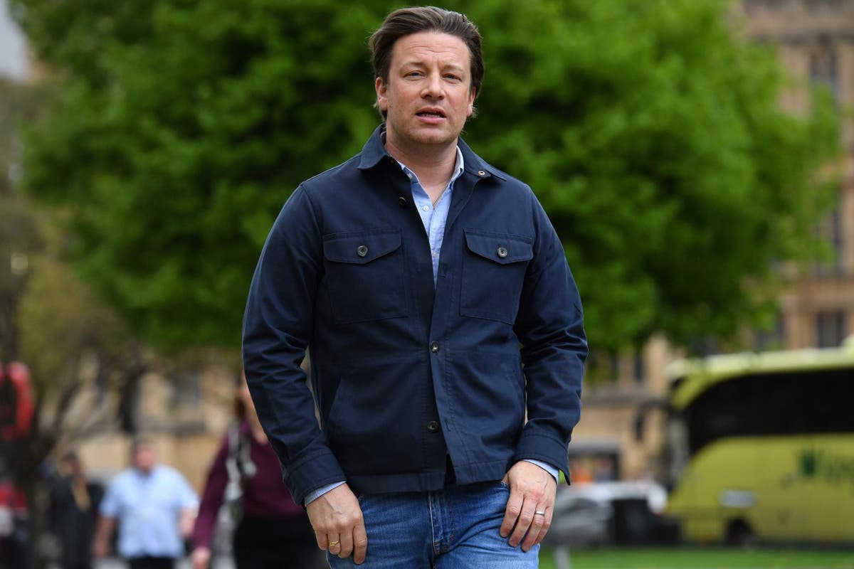 Jamie Oliver's business empire to post £20m loss for the year