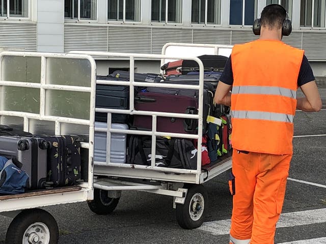 Most baggage handlers do an excellent job, working under intense pressure