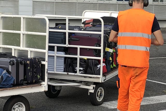 Most baggage handlers do an excellent job, working under intense pressure