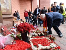 Jeremy Corbyn lays Hillsborough wreath during visit to Anfield