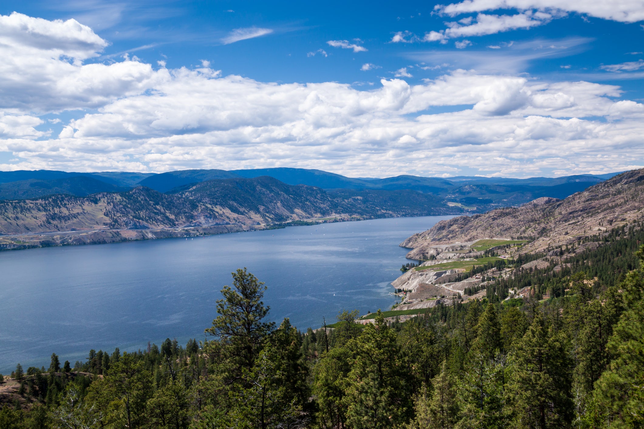 Okanagan Lake’s breathtaking scenery is perfect for a pit stop – and a burger (Getty/iStockphoto)