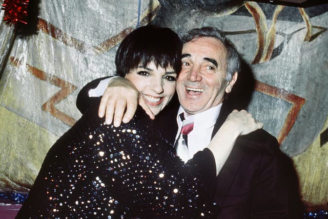 Aznavour was close to Liza Minnelli with whom he toured and collaborated on a live album in 1995