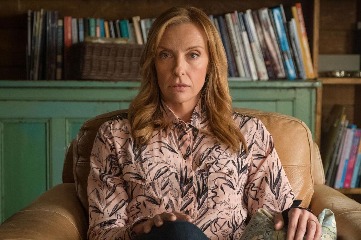 In ‘Wanderlust’ the therapist (Toni Collette) is herself in therapy