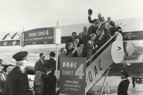 The crew of the first BOAC De Havilland Comet 4 jet