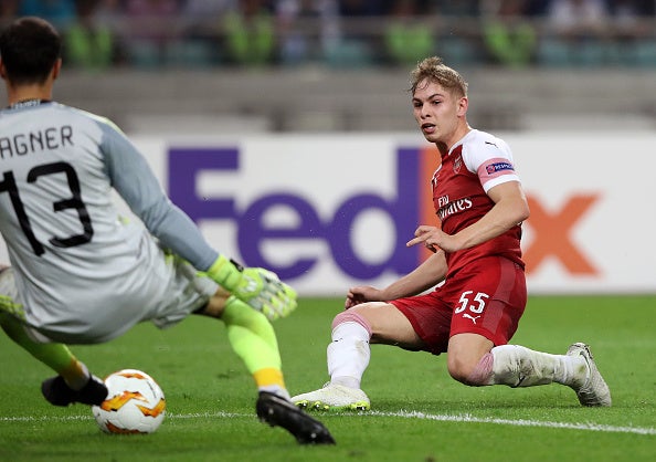 Smith Rowe slots through the legs of FC Qarabag's keeper