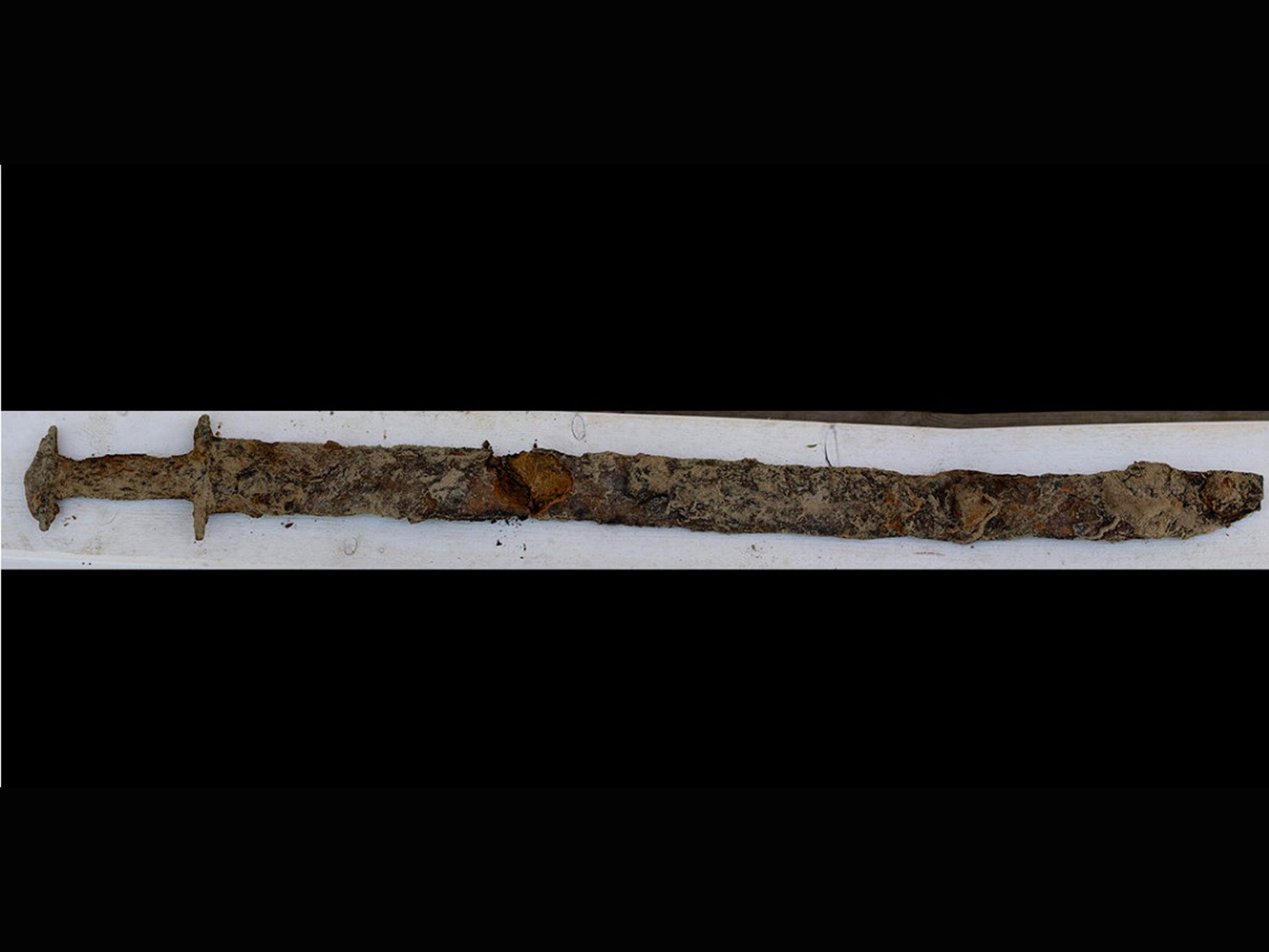 The sword was found in Vidostern lake