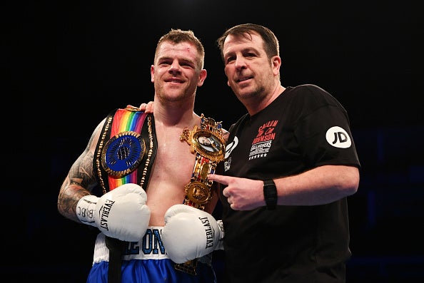 Callum Johnson knocked out Frank Buglioni in one round