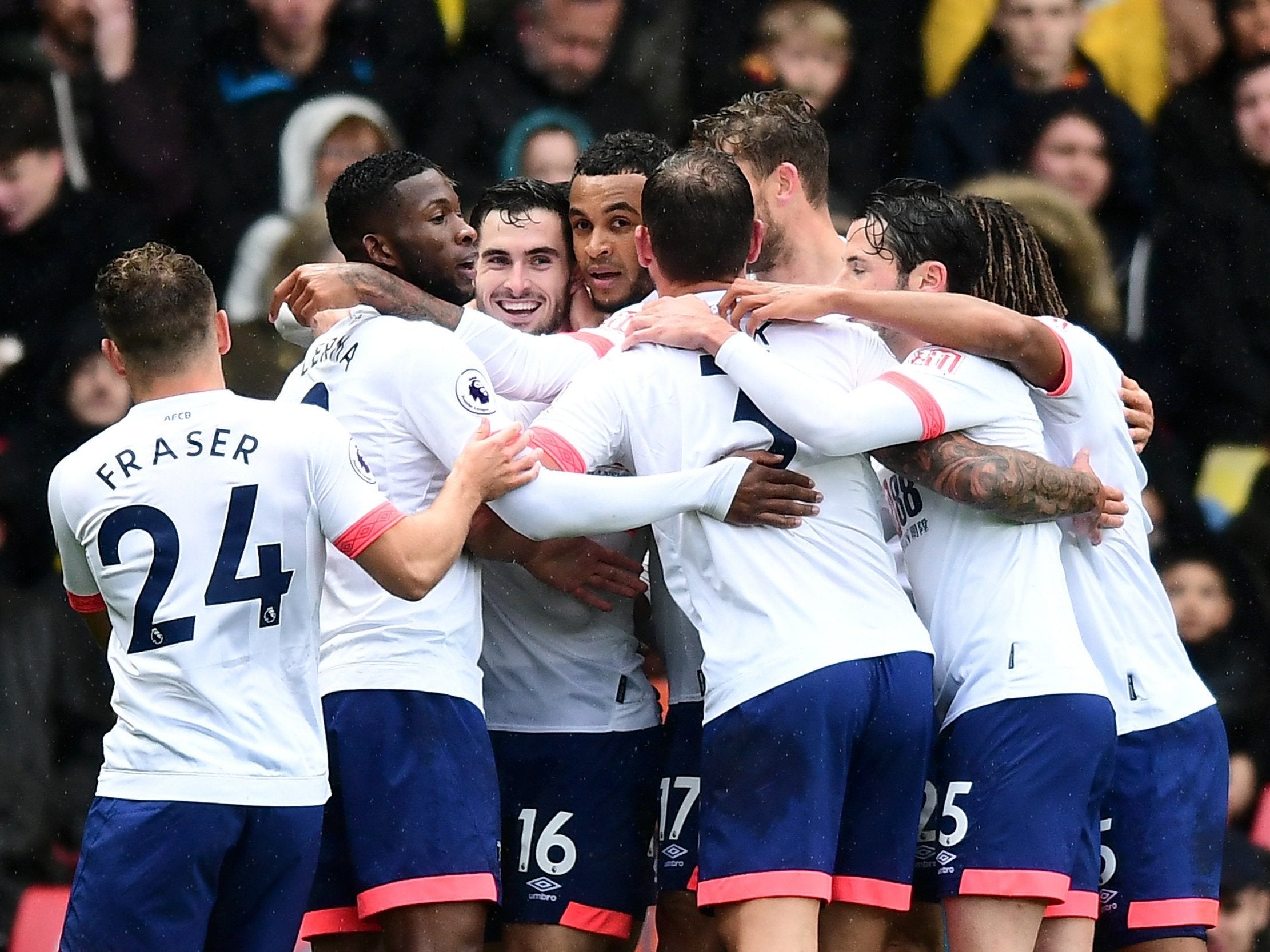 David Brooks of Bournemouth celebrates with teammates (Getty Images)