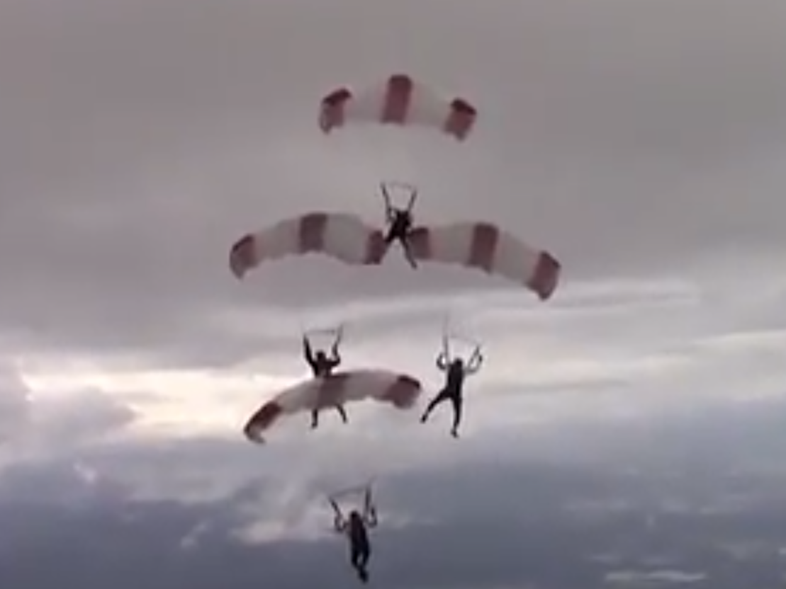 Skydivers In Freefall Scare After Getting Tangled Up In Mid-air | The ...