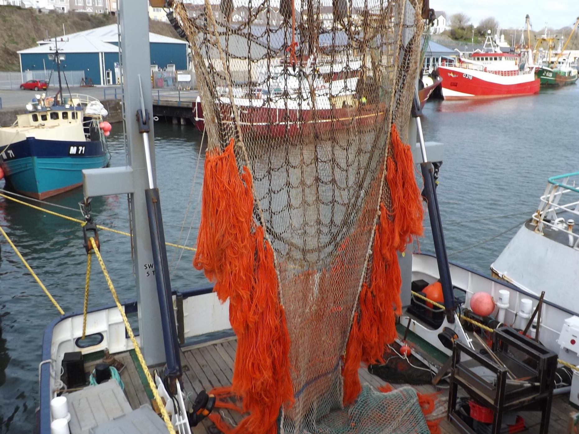 A beam-trawling net, shown out of water.