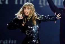 Taylor Swift Pro Democrat Instagram Post Causes Spike In Voter Registrations