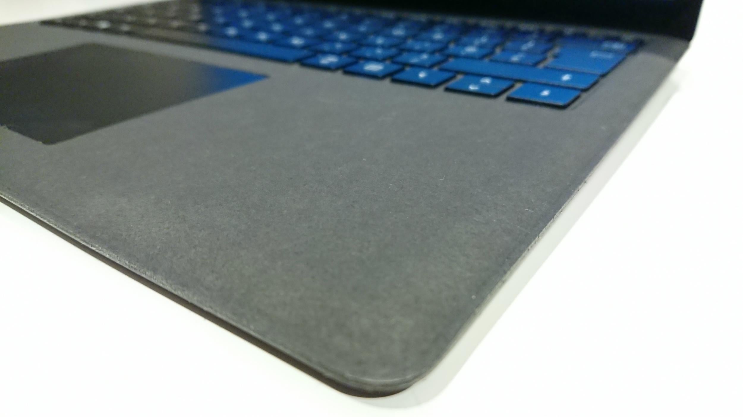 Surface Laptop 2 Alcantara fabric after 7+ months of daily use : r/Surface