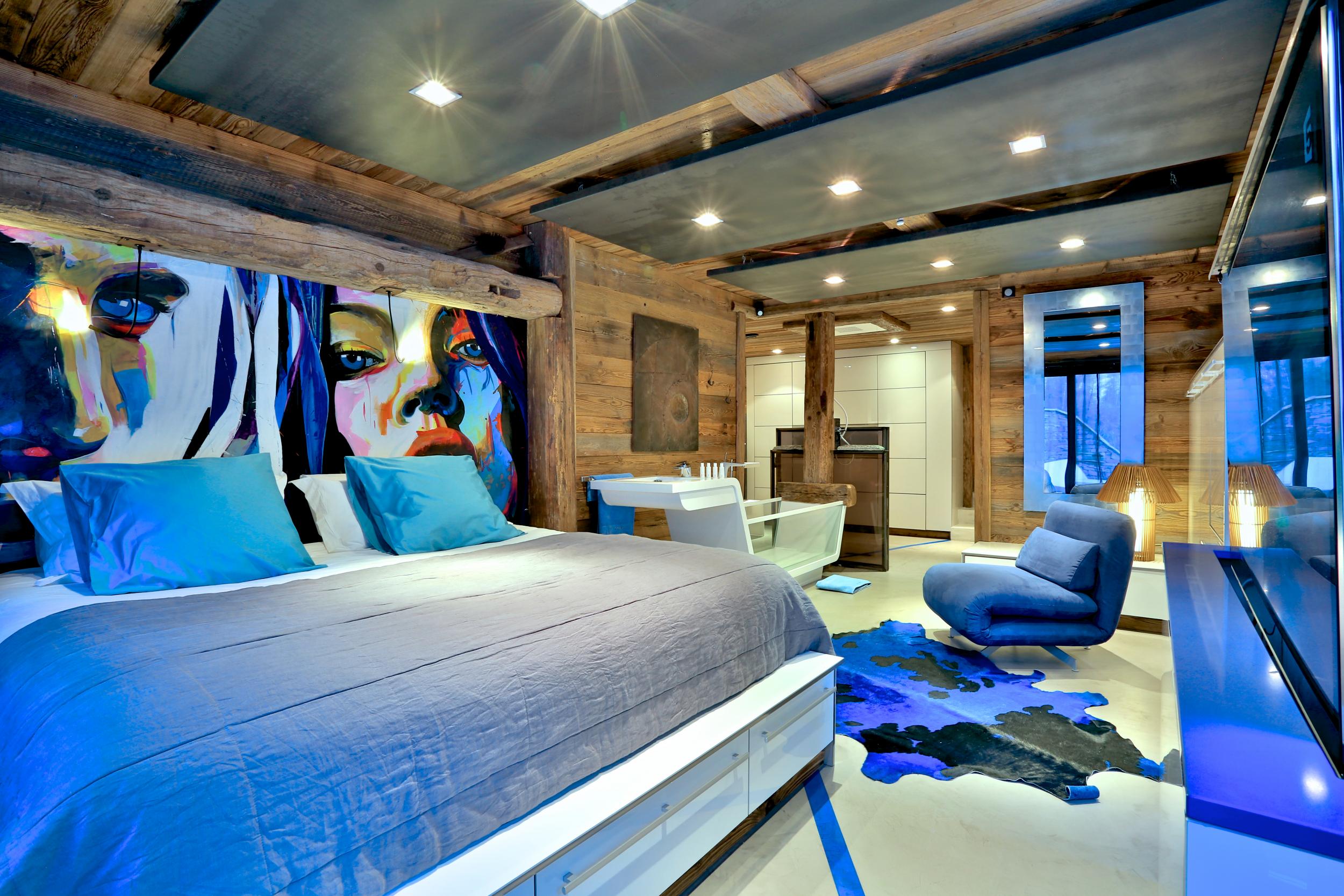 One of the bedrooms at Chalet Quezac