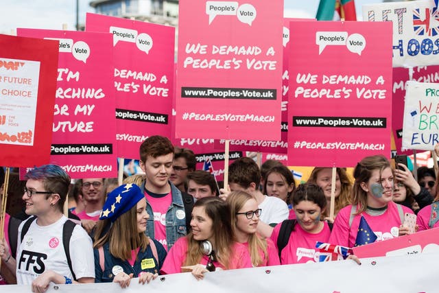Around 100,000 demonstrators march through London during a People's Vote anti-brexit demonstration
 Anti-Brexit People's Vote March for the Future in London, UK