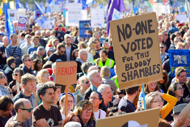 Organisers say that around 700,000 people attended the march on a vote for the final deal