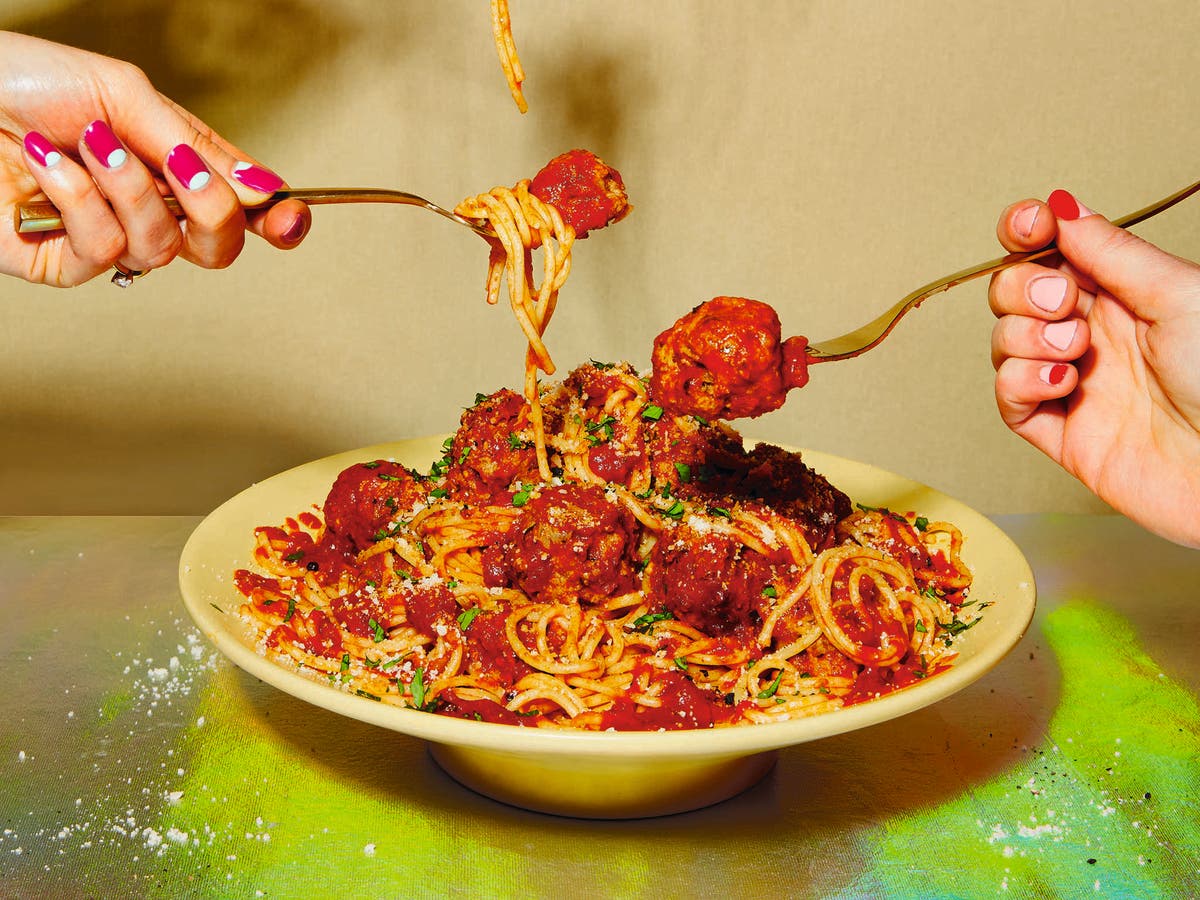 World Pasta Day 2018: How to make classic spaghetti and meatballs | The ...