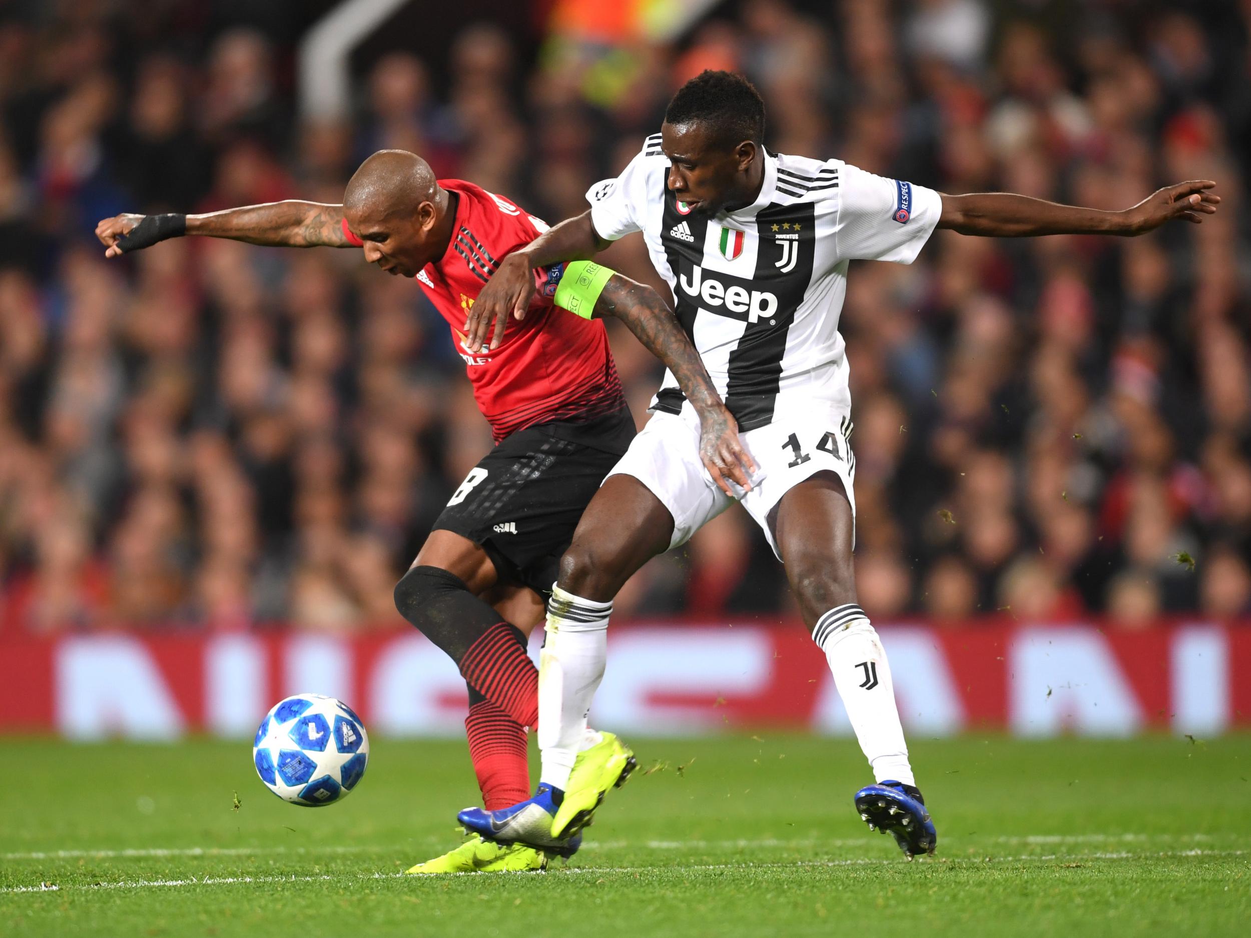 Ashley Young battles with Blaise Matuidi