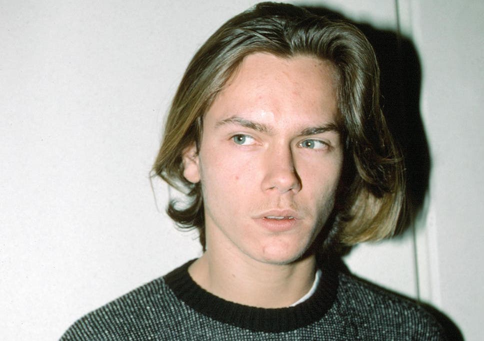 Samantha Mathis Speaks About River Phoenix Death For First Time