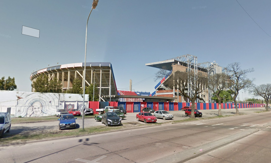 Argentinean giants San Lorenzo ask league for no more home games at night due to excessive robberies around stadium