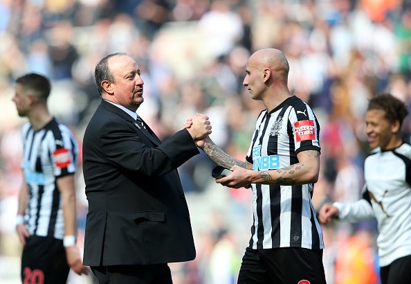 Shelvey has a good relationship with Benitez and hopes he stays at the club