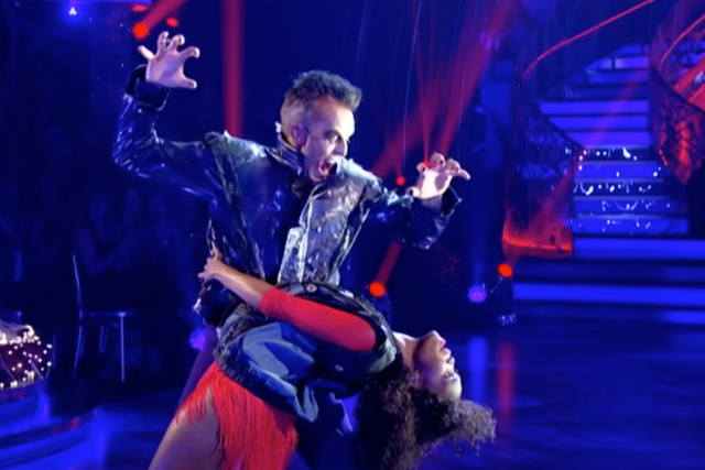 Graeme and Oti dance to 'Thriller' by Michael Jackson for Halloween Week on Strictly Come Dancing