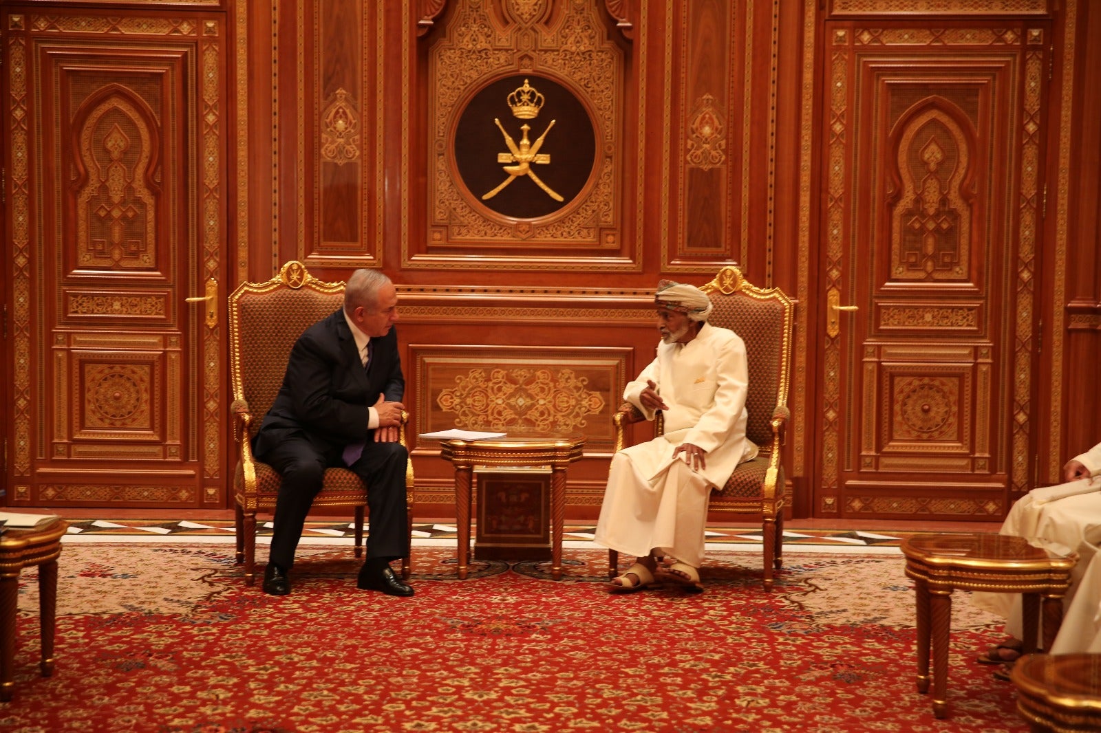Israeli Prime Minister Benjamin Netanyahu attends a meeting with Sultan of Oman Sayyid Qaboos bin Said Al Said in Muscat, Oman (Photo: Israeli Prime Ministers Office )