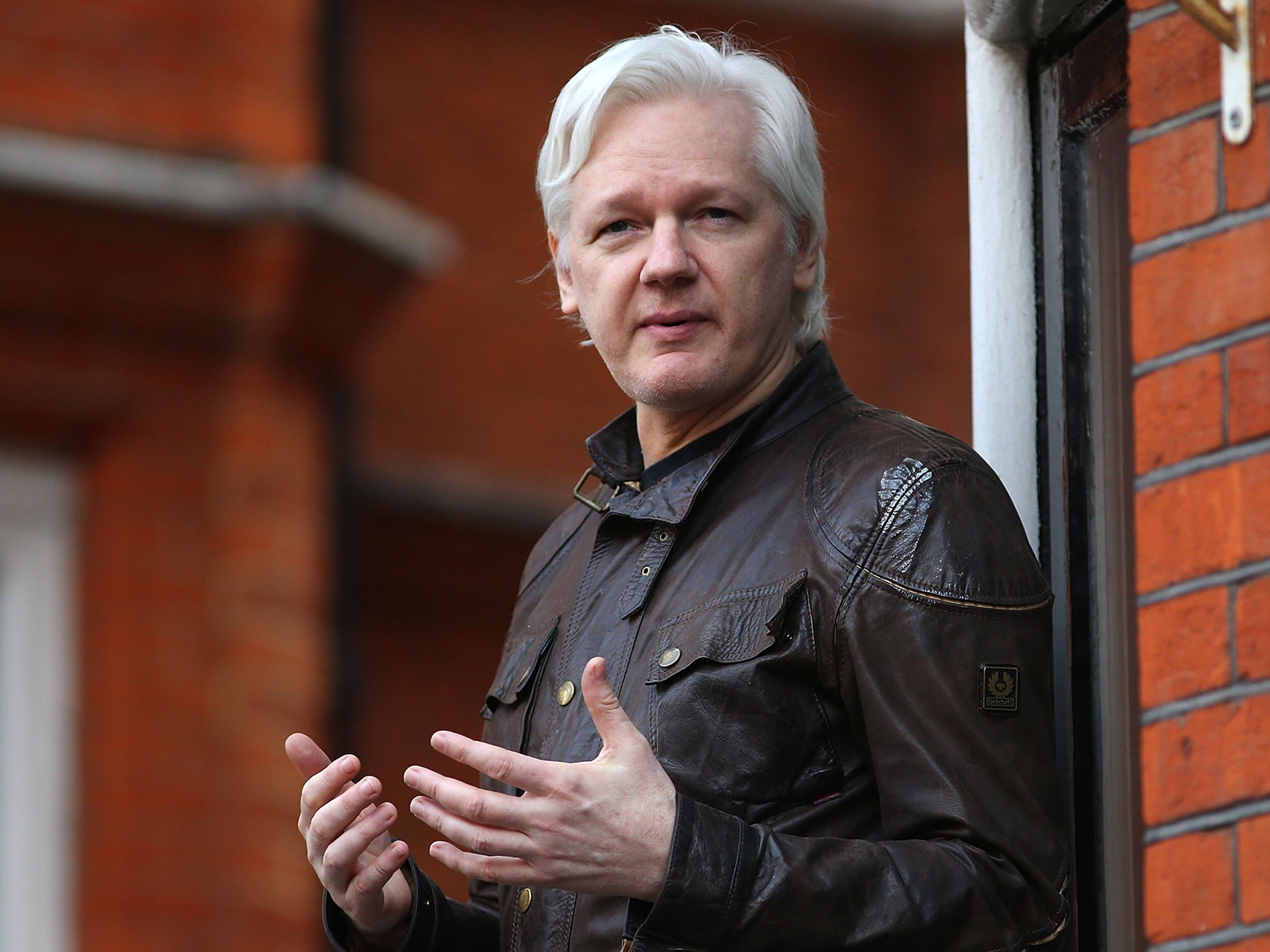 Julian Assange: WikiLeaks founder loses legal fight 