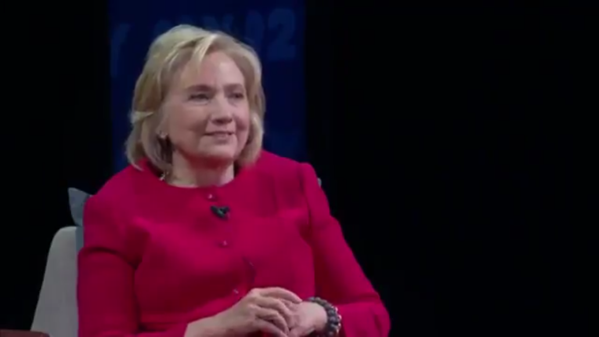 Hillary Clinton Mocks Host For Confusing Two Black People I Know They All Look Alike The Independent The Independent
