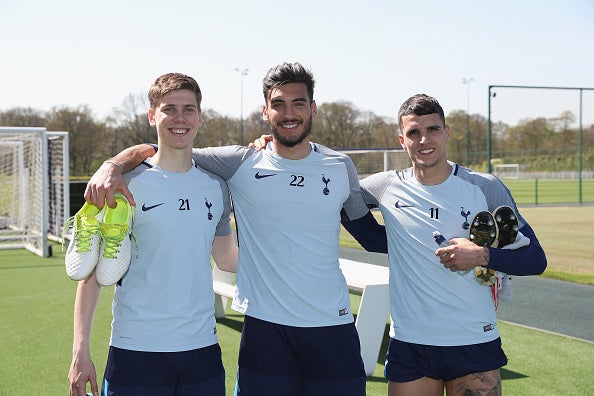 Paolo Gazzaniga and Juan Foyth may both start for Spurs