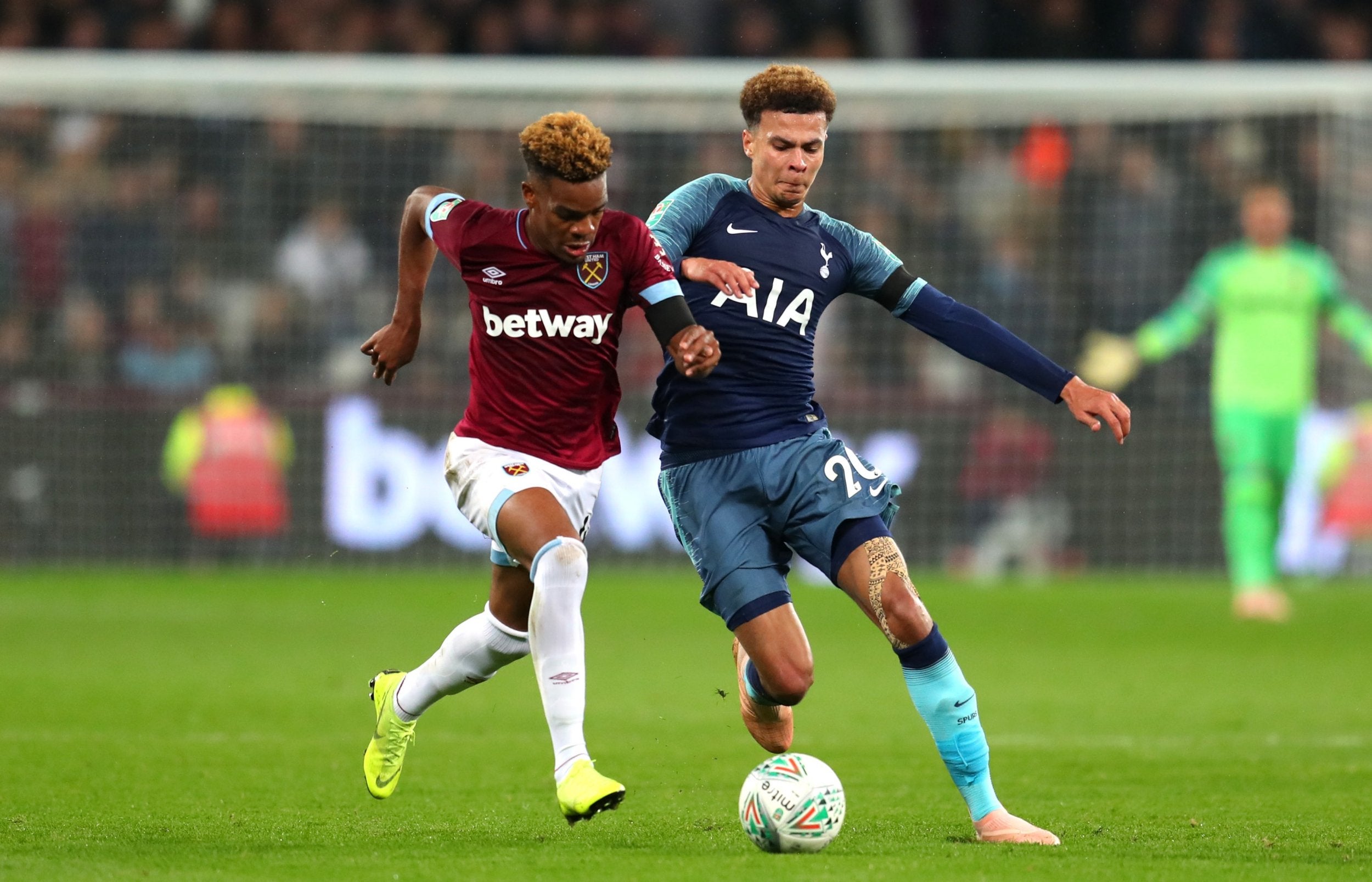 Dele Alli goal video: Tottenham star scores on bicycle kick in UEL