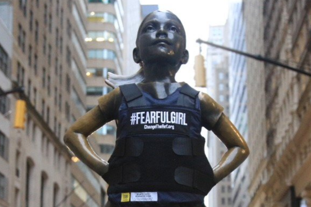New York City's "Fearless Girl" statue appears donning a bulletproof vest in an apparent provocative display about gun violence 2 November 2018