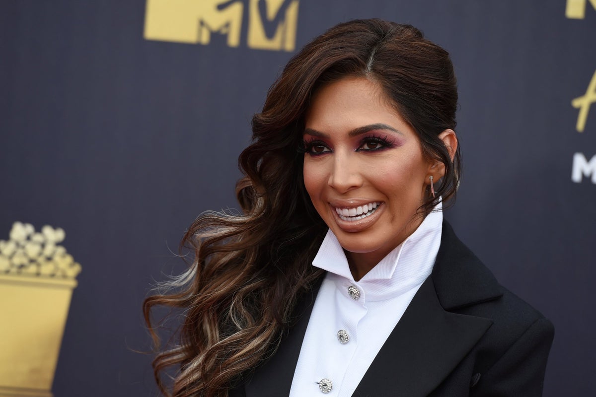 Reality TV star backs out of mayoral race after mix-up