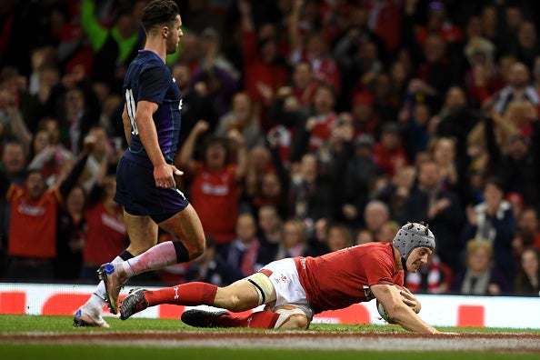 Jonathan Davies scored Wales' third try