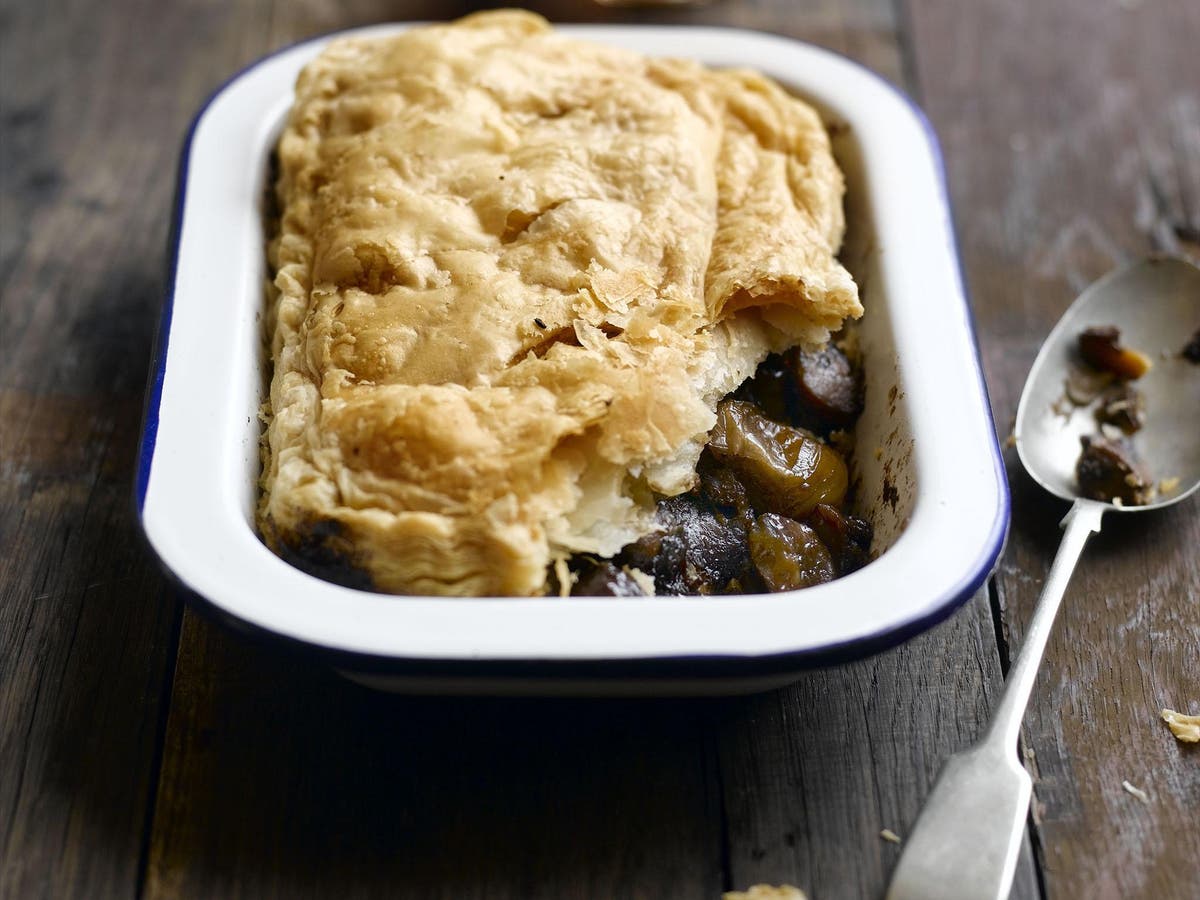 How to make chestnut, mushroom and shallot pie